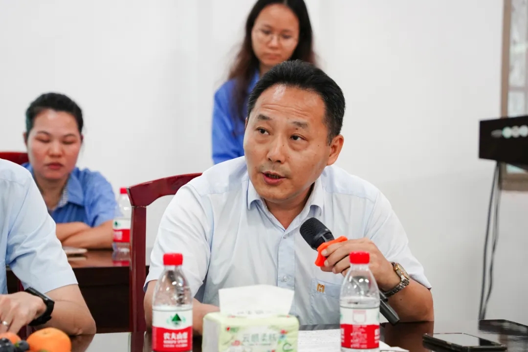 3377体育官网召开“七一”座谈会6.jpg