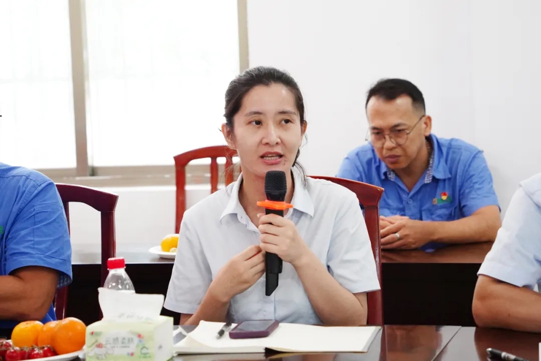 3377体育官网召开“七一”座谈会10.jpg