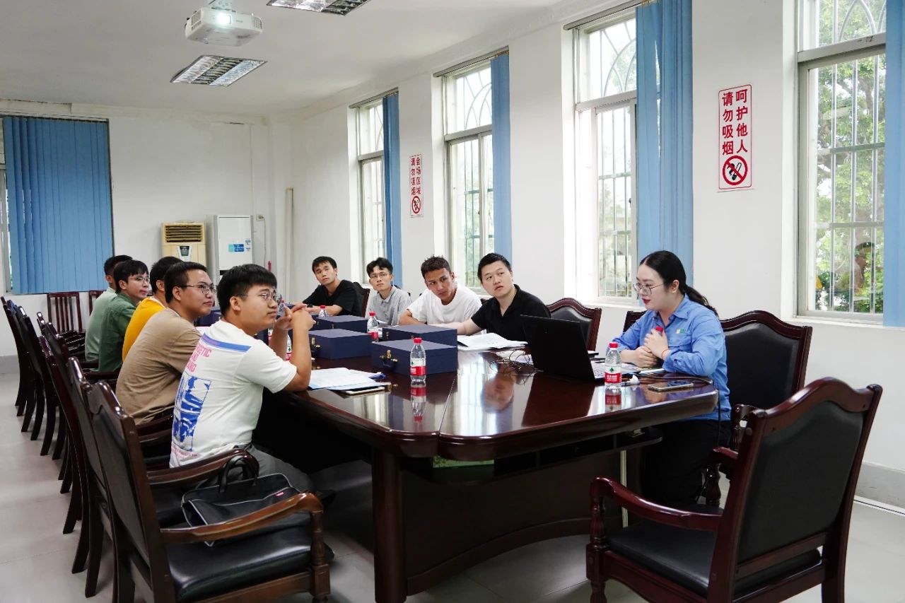 1721352767658938.jpg 9名青年员工入职3377体育官网石碌铁矿分公司7.jpg